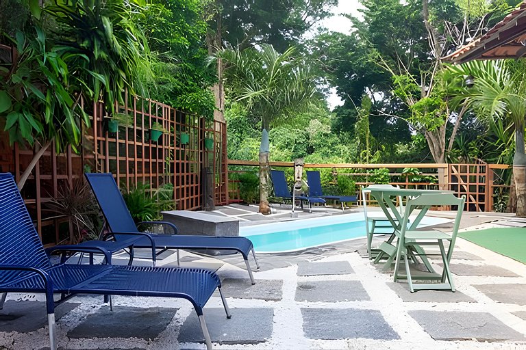 Casa com churrasqueira, piscina e vista para 6