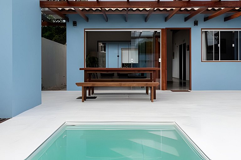 Casa Naif - Brand New!