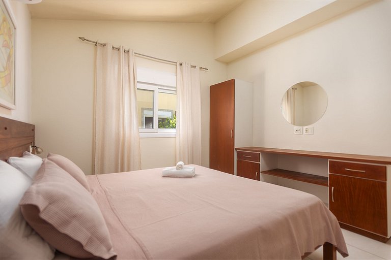 House in Orla Bardot - Green